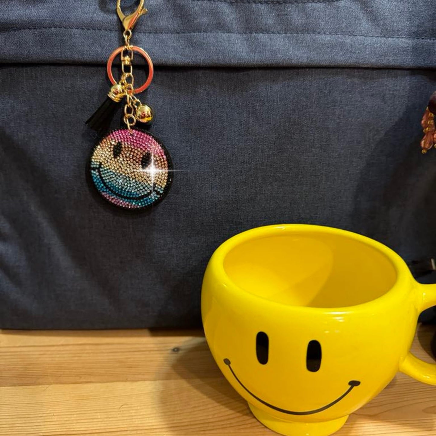 Popfizzy Rainbow Smiley Face Keychain Accessories for Women, Rhinestone Emoji Happy Face Keychains, Smiley Face Gifts
