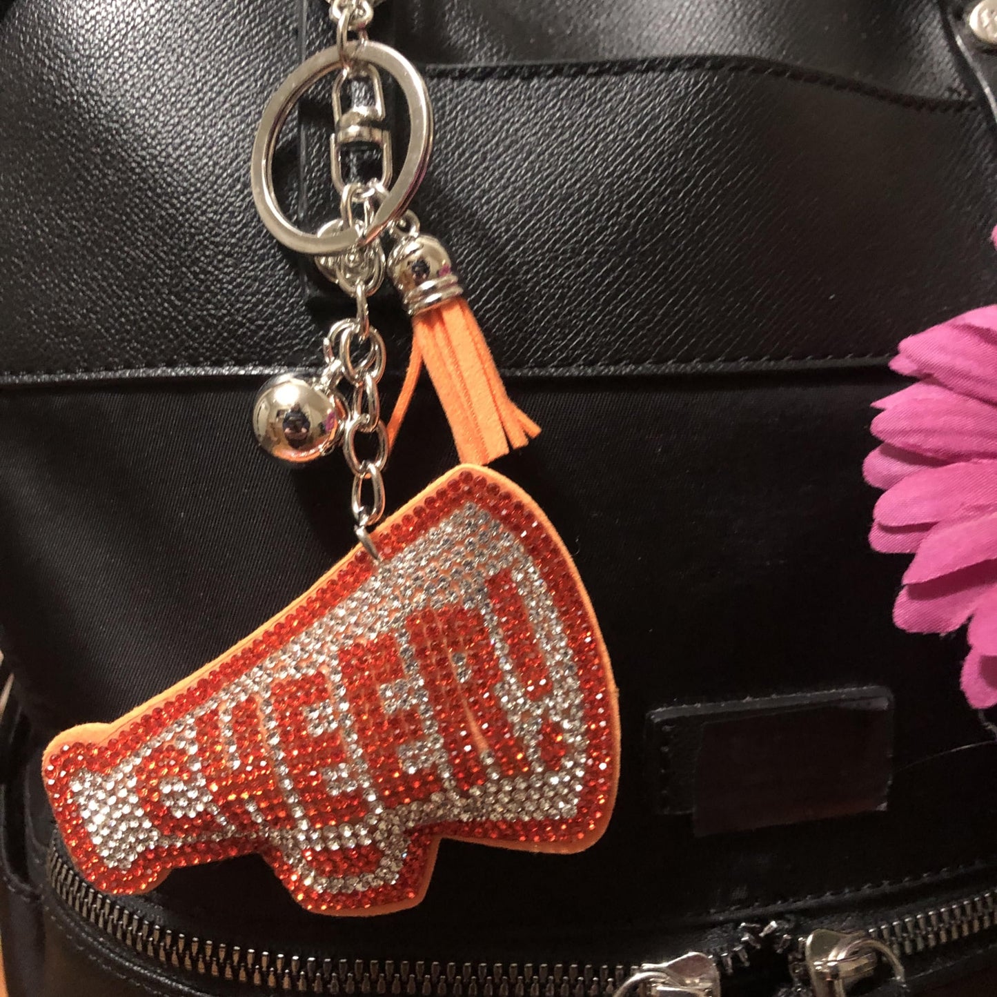 Popfizzy Rhinestone Dog Paw Print Keychain for Women and Girls, Paw Print Backpack Keychain, Bling Dog Mom Gifts for Women