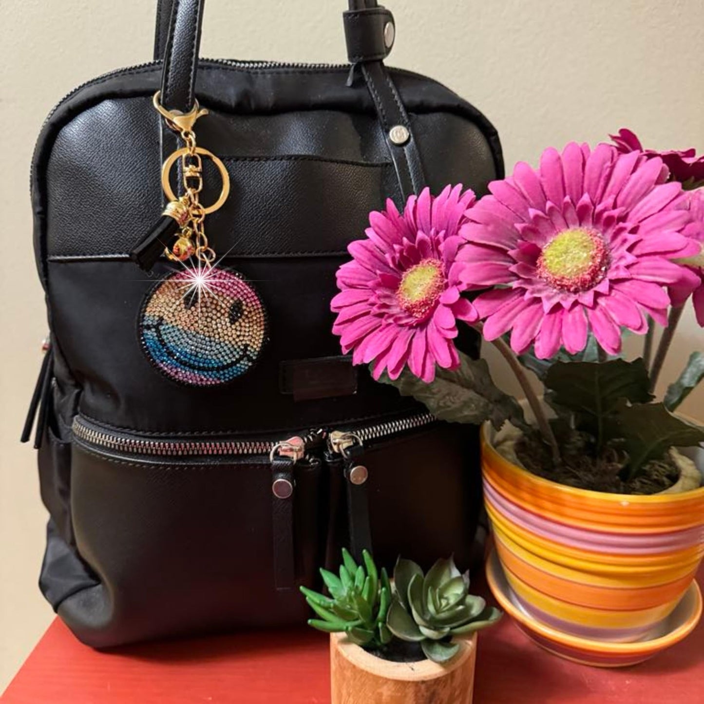 Popfizzy Rainbow Smiley Face Keychain Accessories for Women, Rhinestone Emoji Happy Face Keychains, Smiley Face Gifts