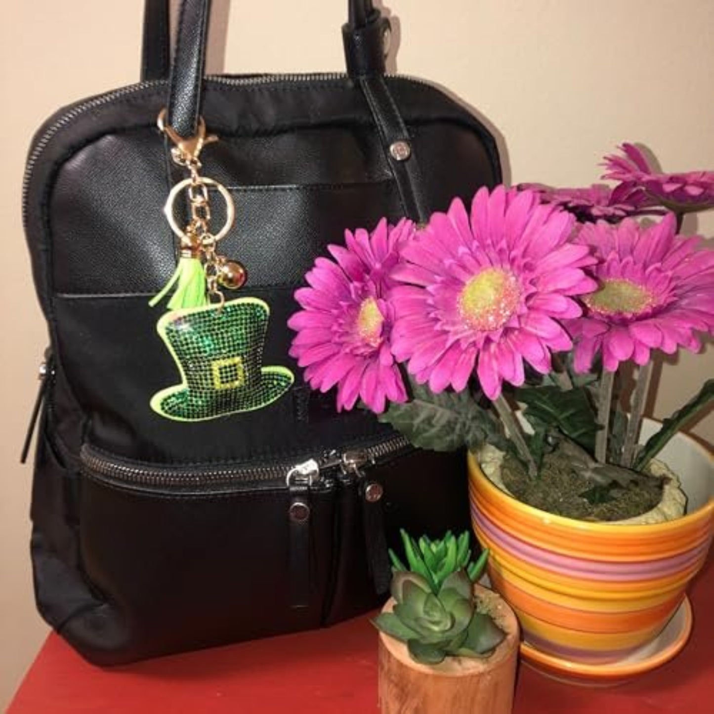 Popfizzy St Patty's Day Hat Keychain for Women and Girls, Bling Irish Green Leprechaun Hat Purse Charm, St Pattys Day Gift