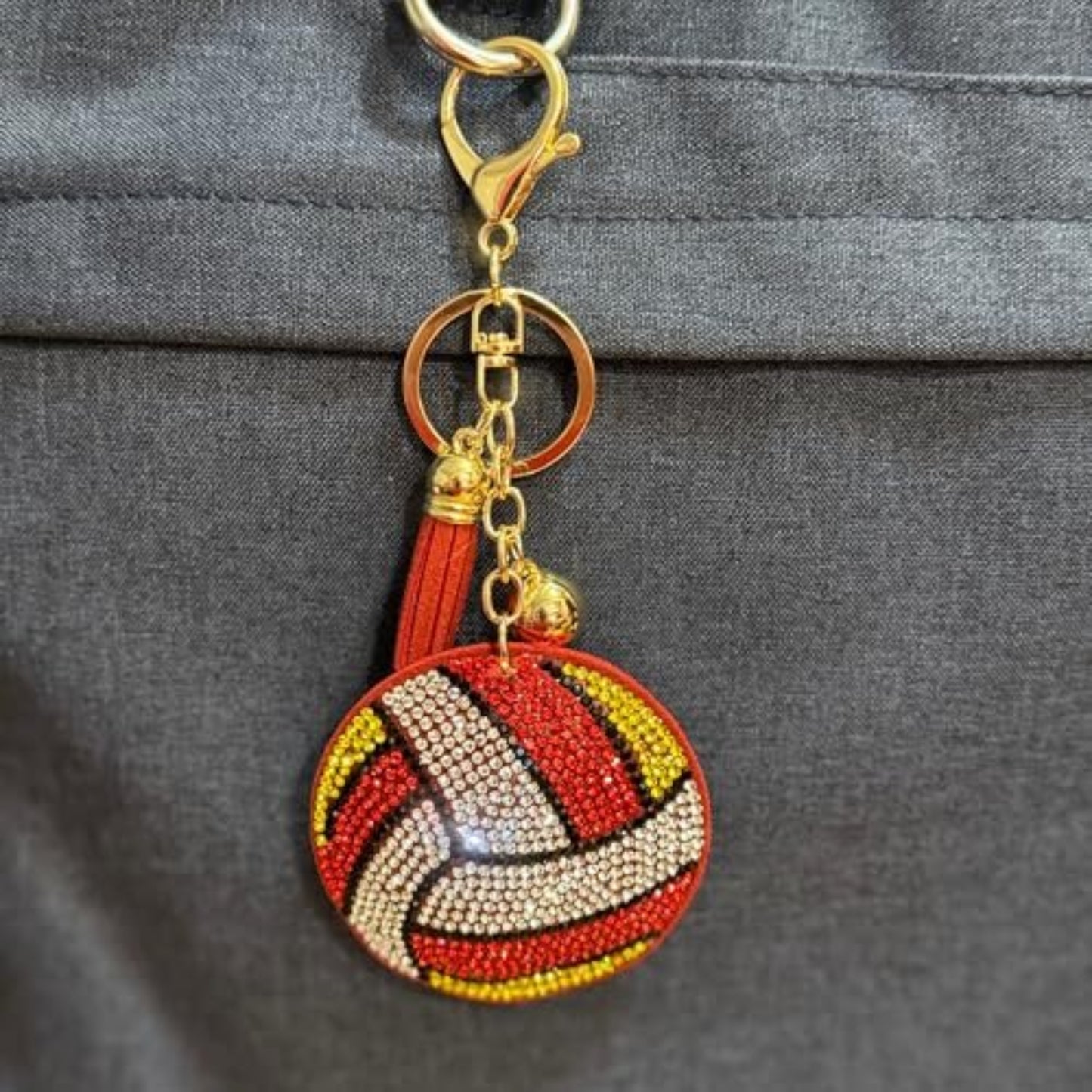 Popfizzy Volleyball Keychain for Girls and Women, Bling Rhinestone Volleyball Gifts for Volleyball Fans, Backpack Keychains
