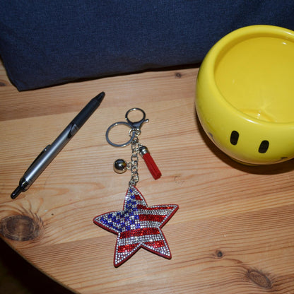 Popfizzy American Flag Star Keychain, Bling Patriotic Backpack Charm, Rhinestone Bag Charms, Keyring Key Fob